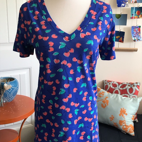 NWOT Arizona cherry heart tee size L - Picture 2 of 3